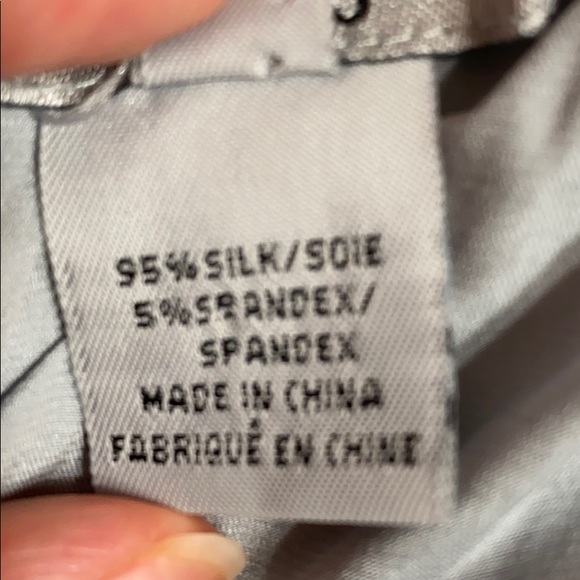 Silk top🌵 - Picture 2 of 2